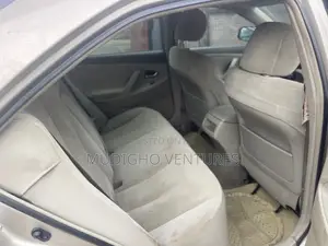 Toyota Camry 2008 Gold