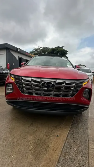 Hyundai Tucson 2023 Red