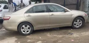 Toyota Camry 2008 Gold