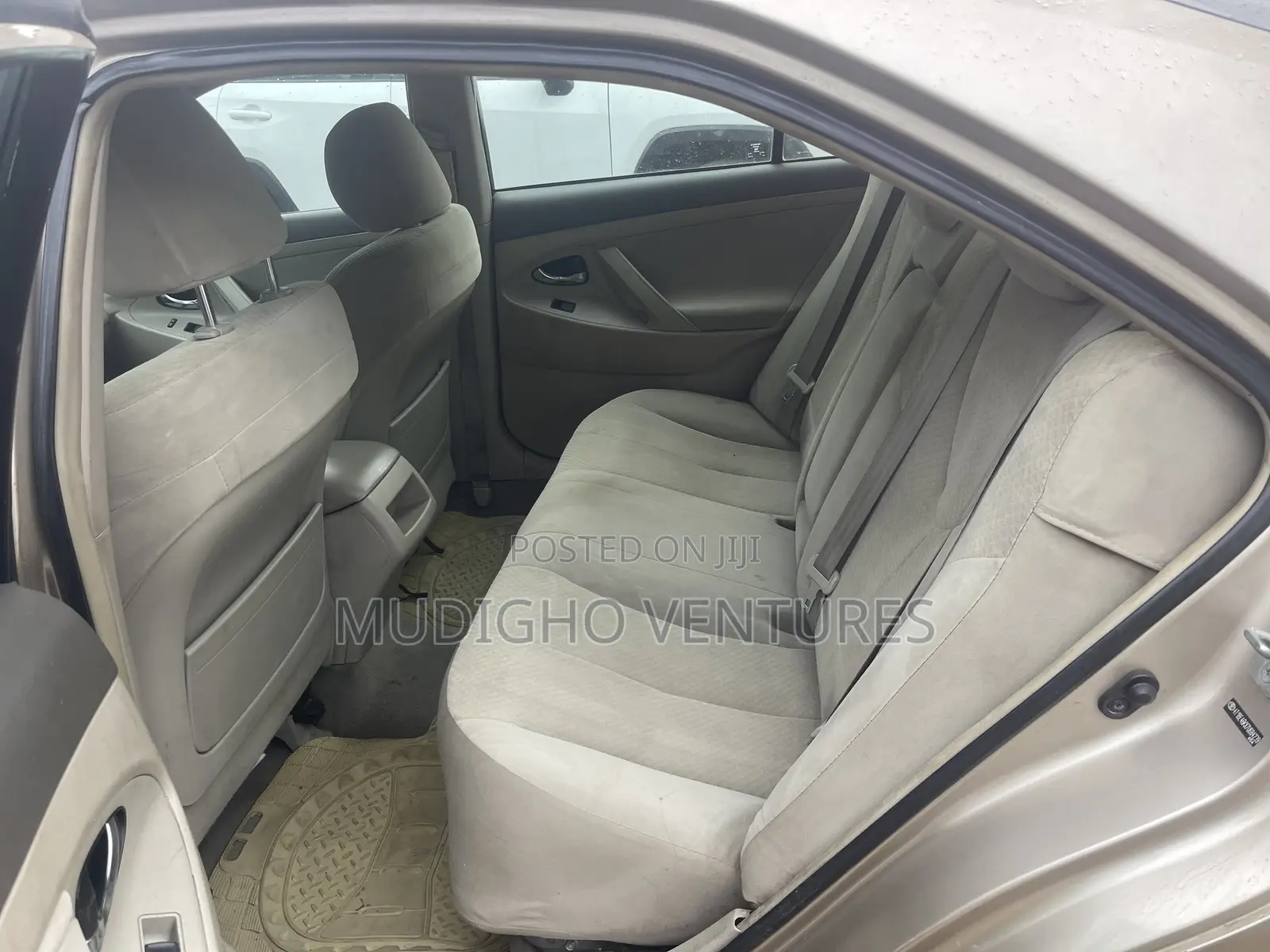 Toyota Camry 2008 Gold