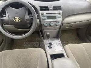 Toyota Camry 2008 Gold
