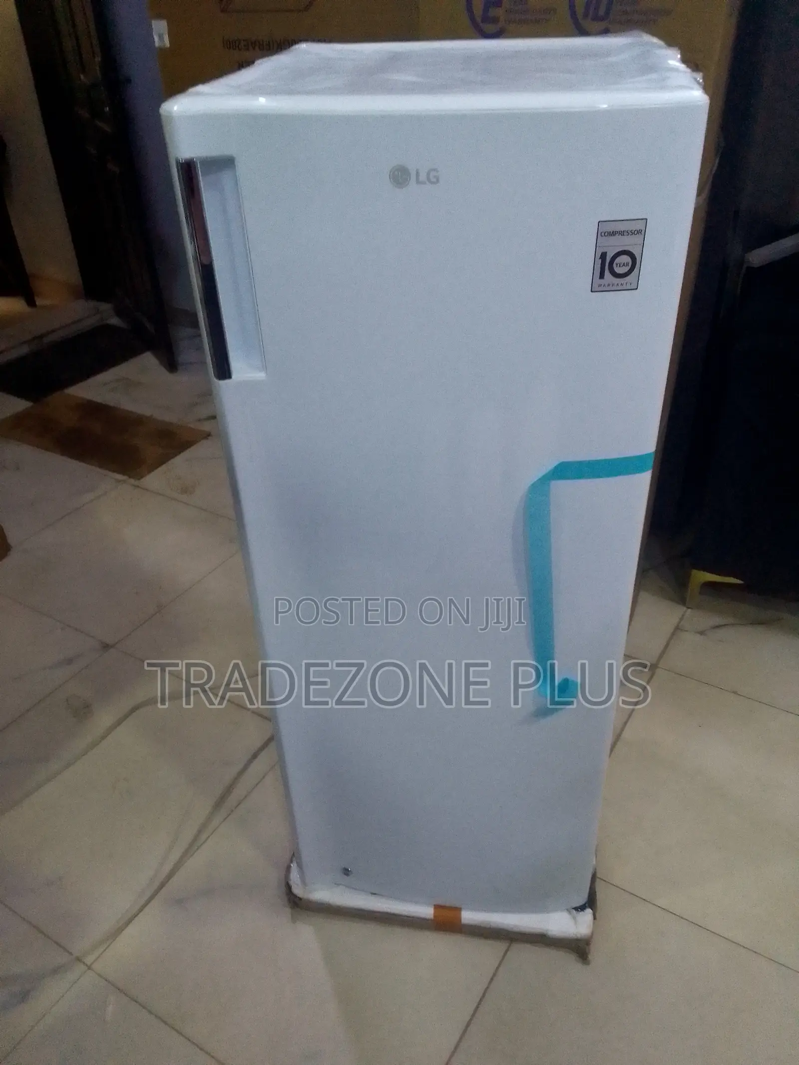 High-Capacity LG 168L Upright Freezer