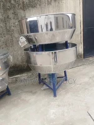 Stainless Raw Material Mixing Machine