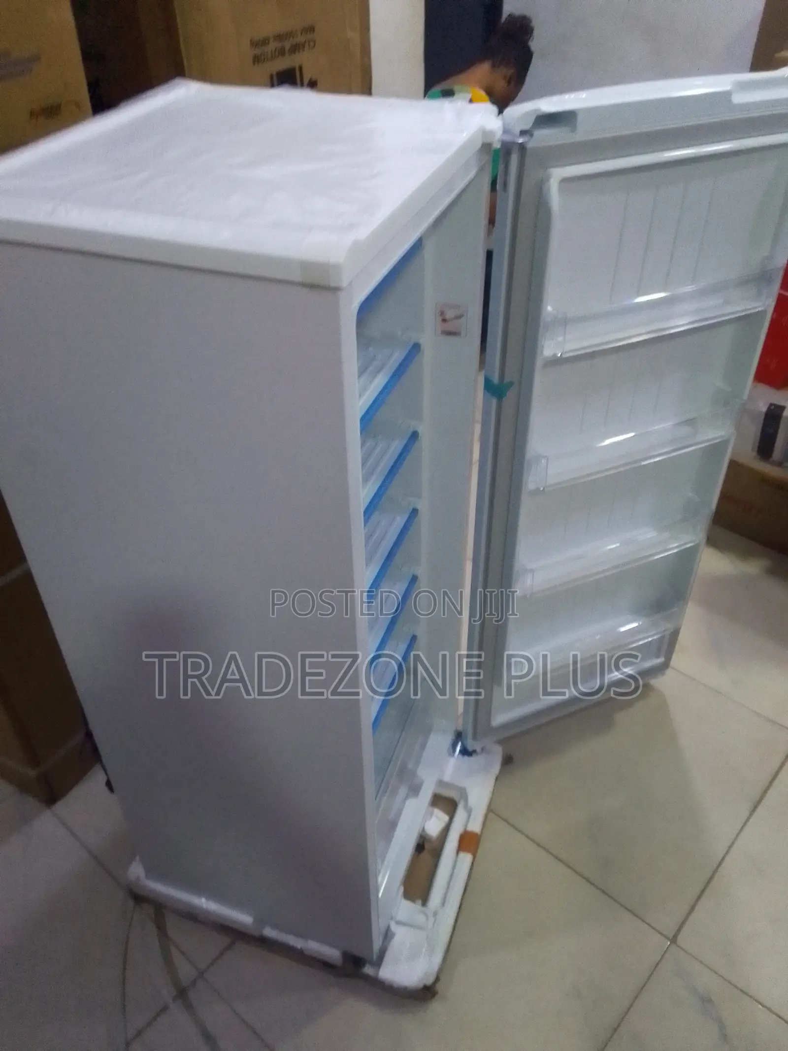 LG 168L Standing Freezer – Spacious Interior