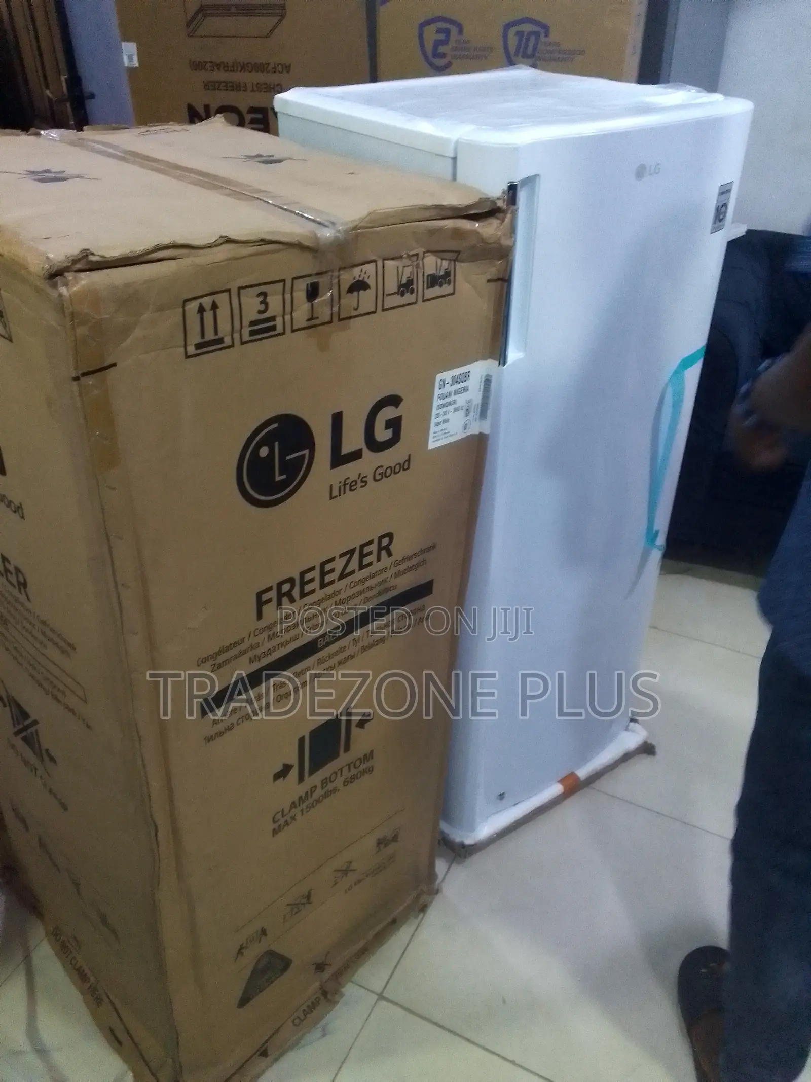 LG 168L Standing Freezer – Spacious Interior