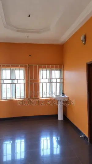 2bdrm Bungalow in Old Gra., Enugu for rent