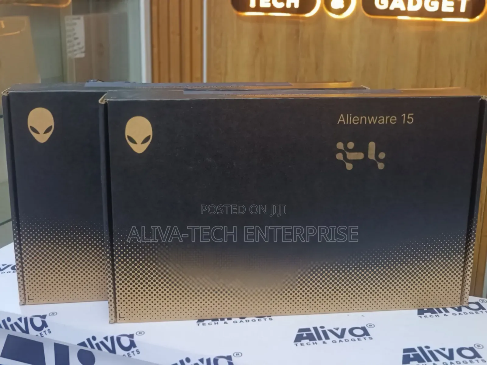 New Laptop Alienware M15 16GB AMD Ryzen 5 SSD 512GB