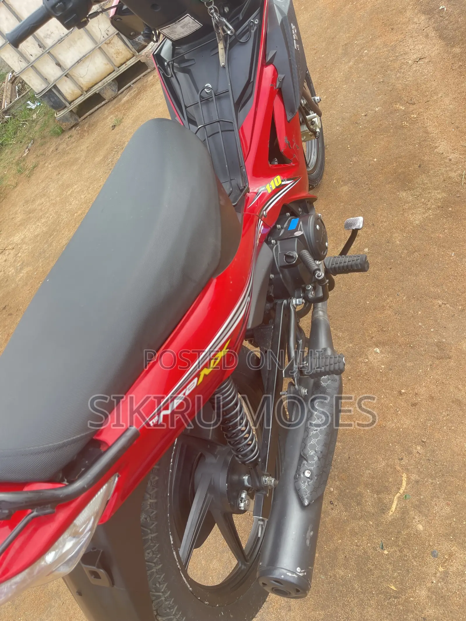 TVS Neo NX 2026 Red