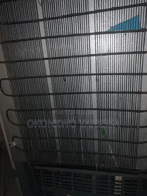 Polystar 175L Single-Door Top-Freezer Refrigerator