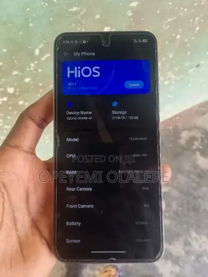 Tecno Spark 40 128 GB Silver