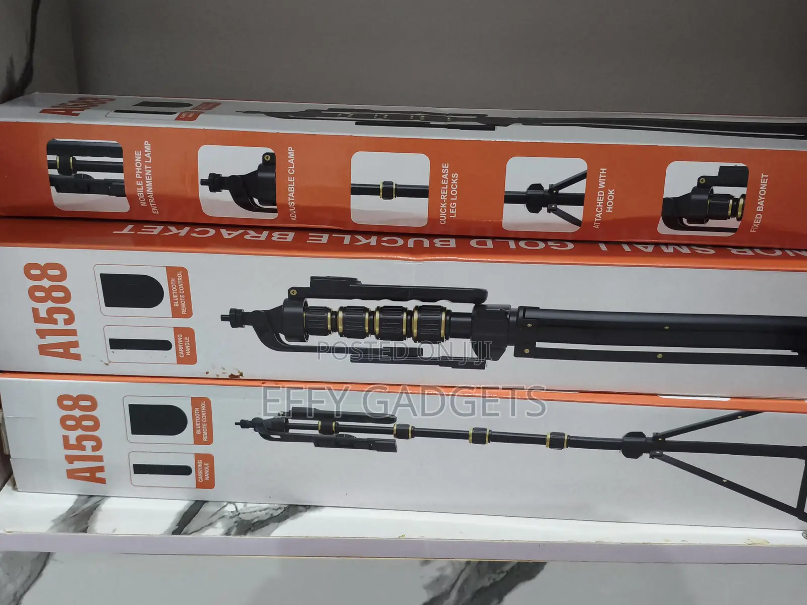 A1588 Pro Phone Tripod