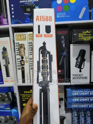 A1588 Pro Phone Tripod