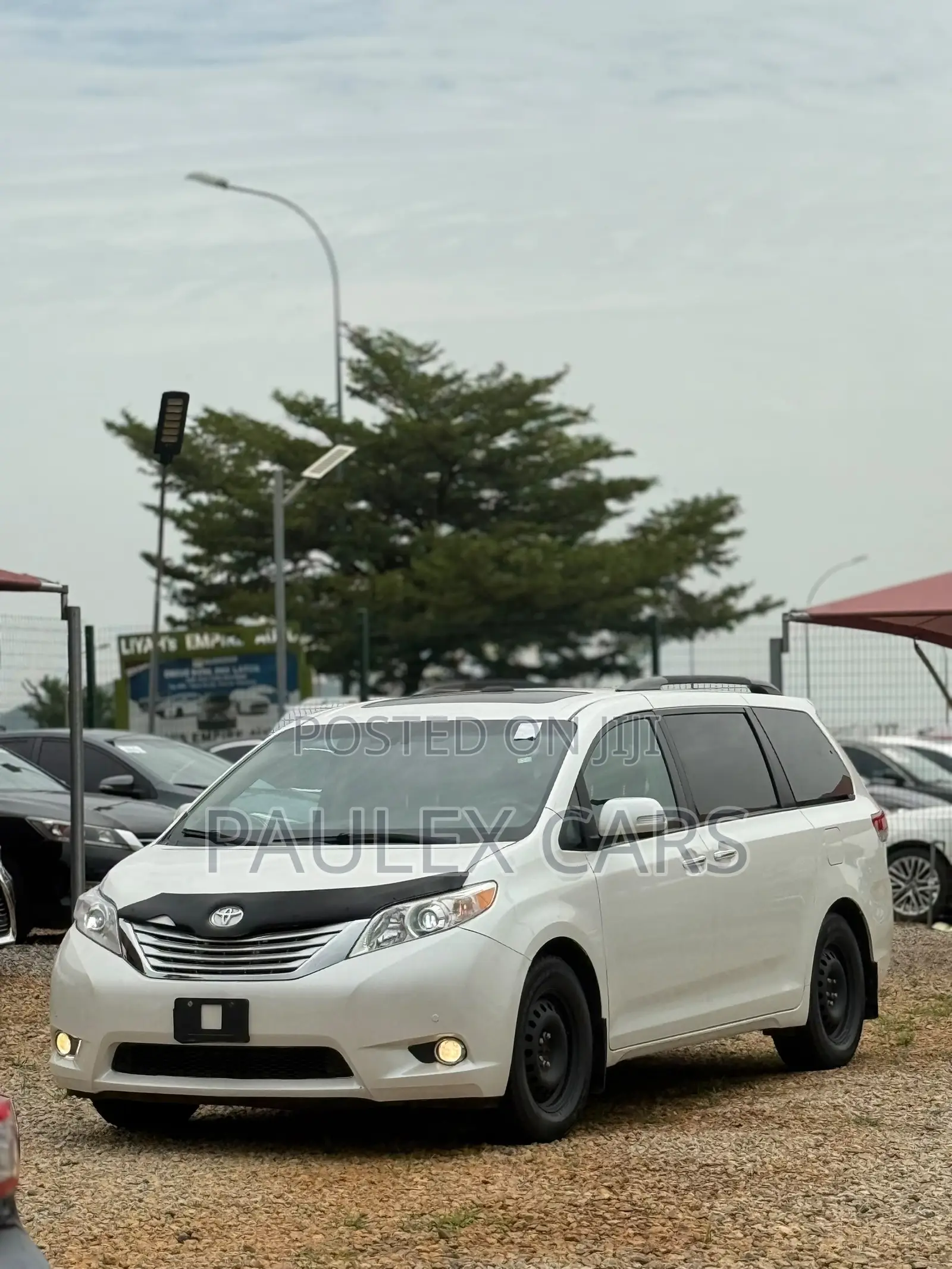 Toyota Sienna 2014 White