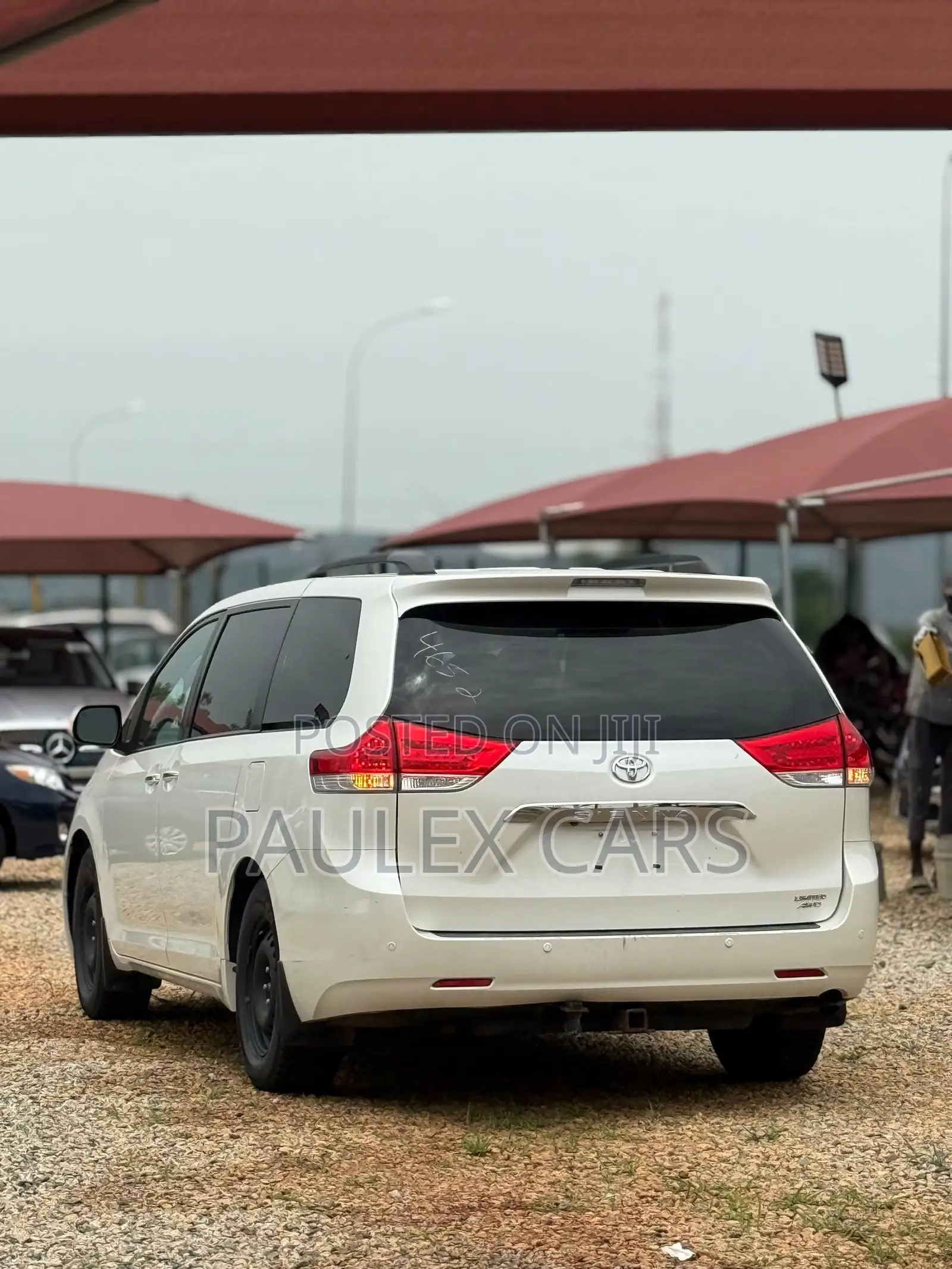 Toyota Sienna 2014 White