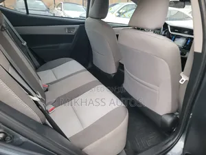 Toyota Corolla LE 4dr Sedan (1.8L 4cyl CVT) 2017 Gray