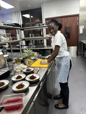 Female Cook Needed Immediately – Hospitality
