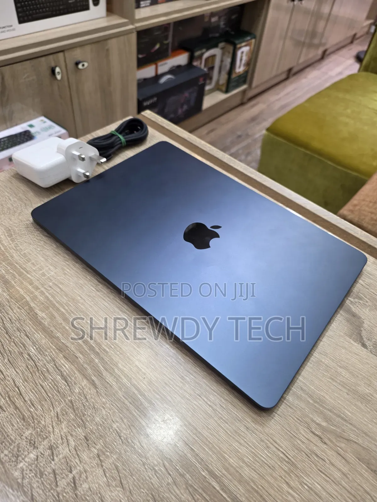 Laptop Apple MacBook Air 2025 M4 16GB Apple M4 SSD 256GB
