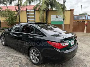 Hyundai Sonata Limited Sedan FWD (2.4L 4cyl 6A) 2013 Black