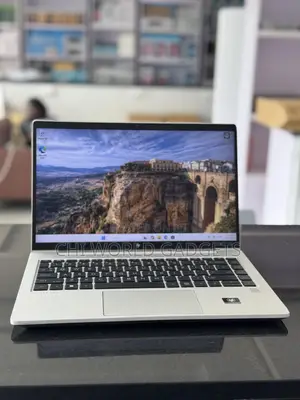 Laptop HP EliteBook 645 G9 16GB AMD Ryzen 5 SSD 256GB