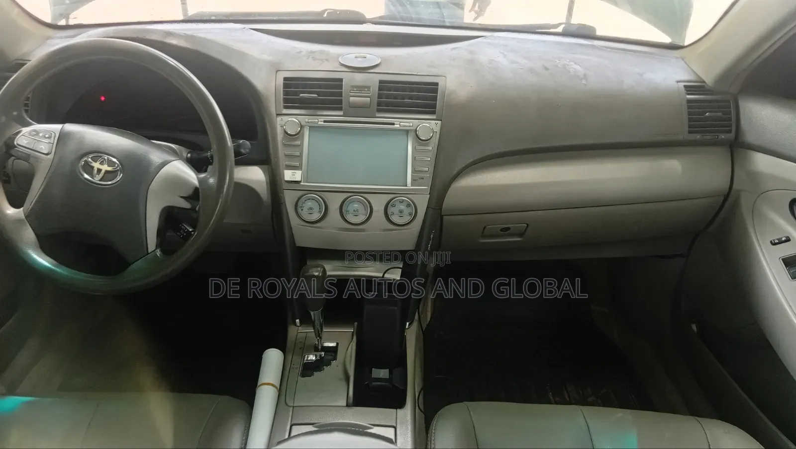 Toyota Camry 2010 Silver