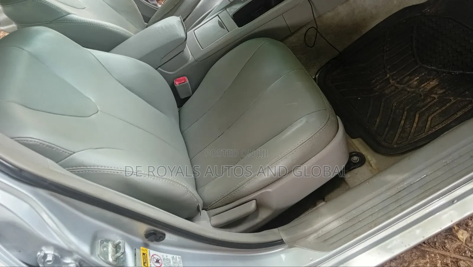 Toyota Camry 2010 Silver