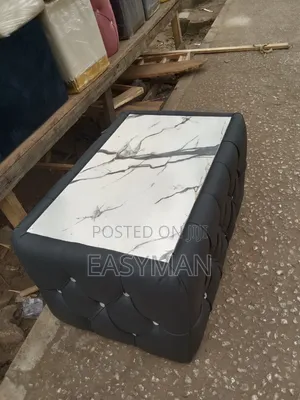 Beatifull Puff Table