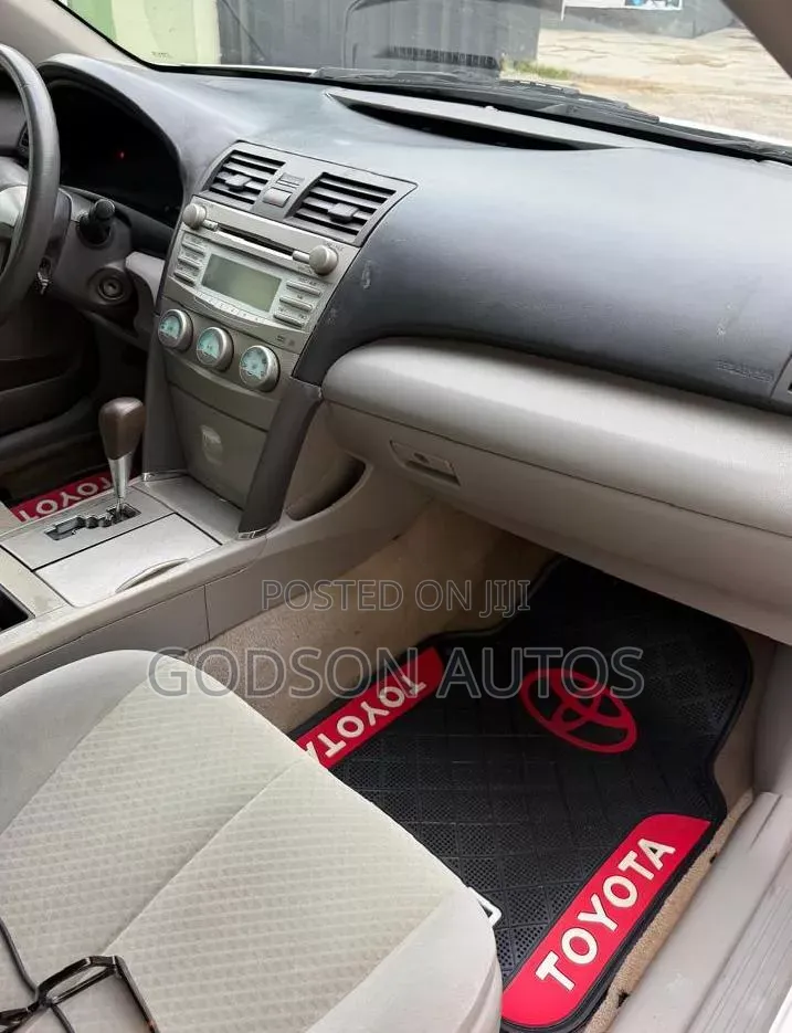 Toyota Camry 2008 White