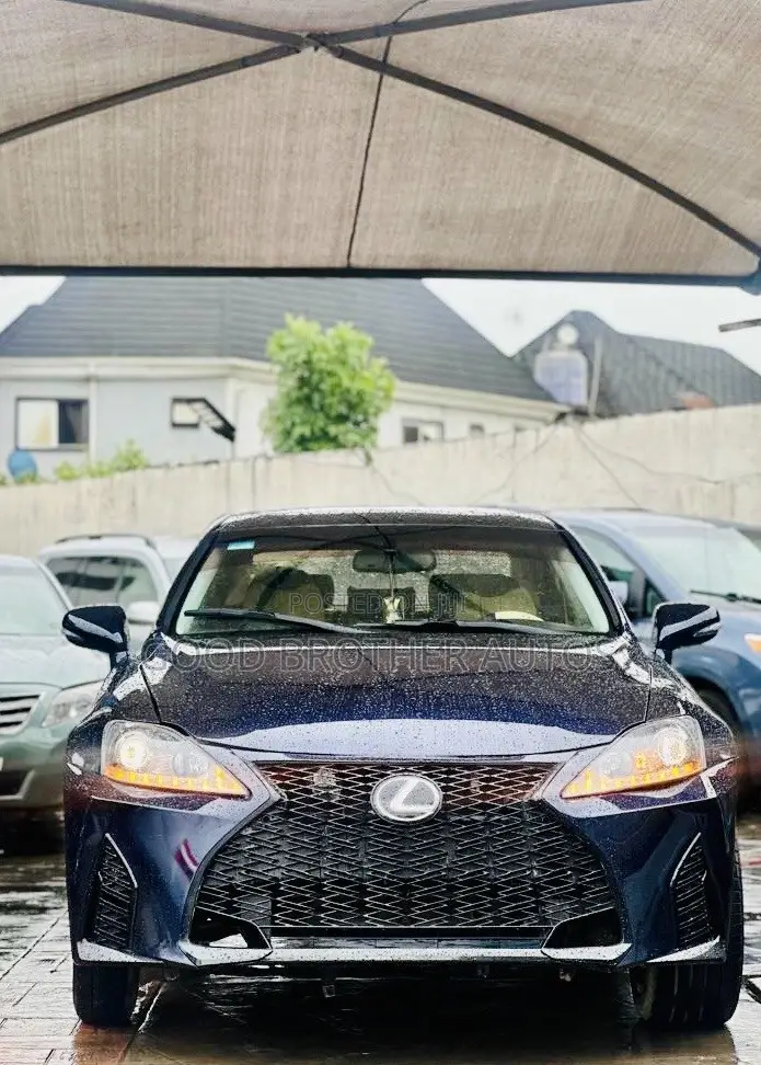 Lexus IS 2008 Blue