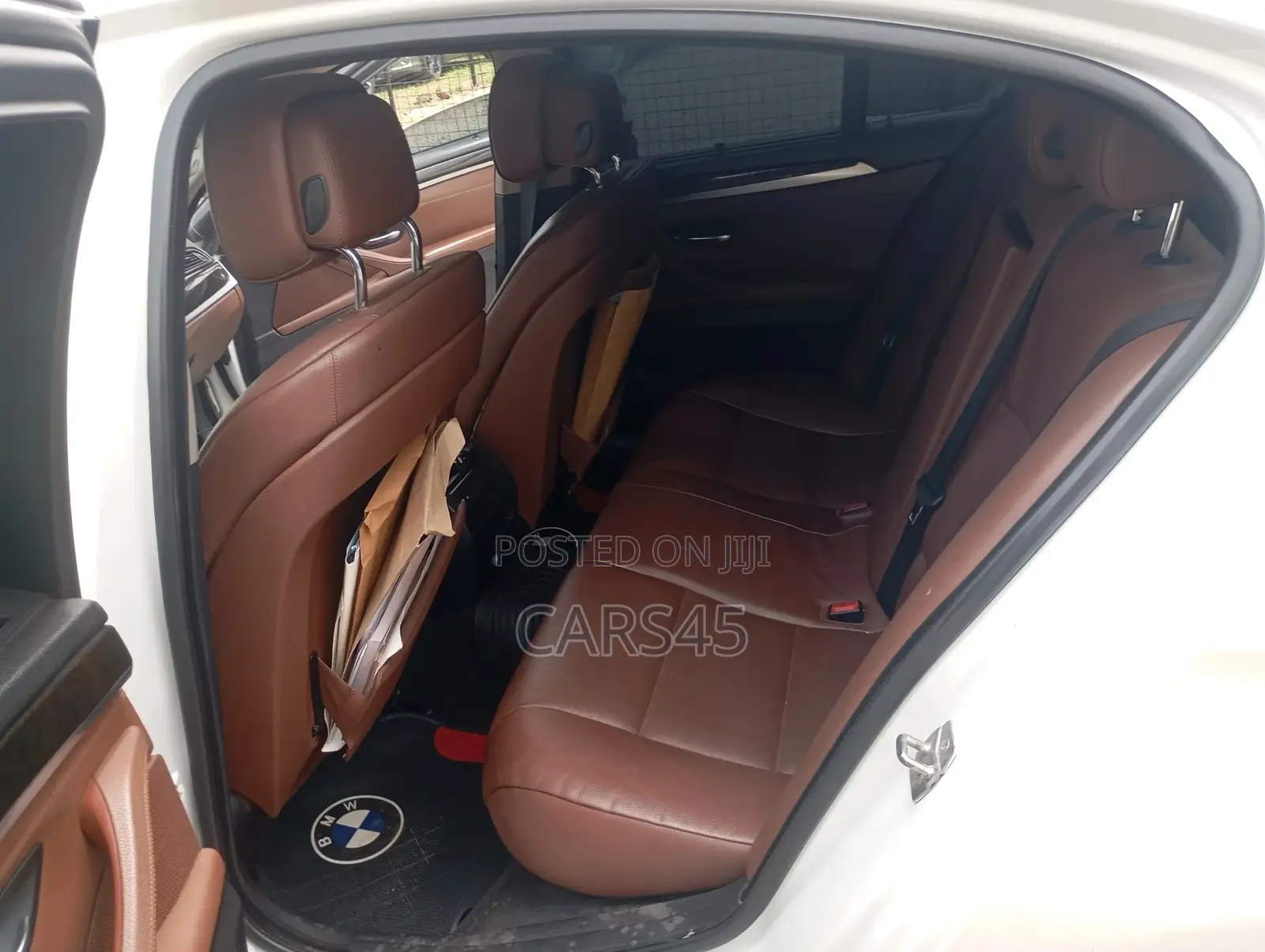 BMW 528i 2011 White
