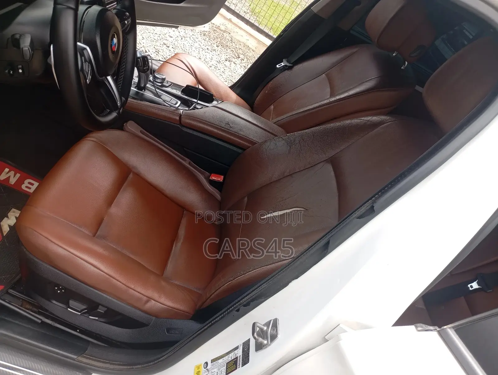 BMW 528i 2011 White