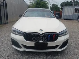 BMW 528i 2011 White