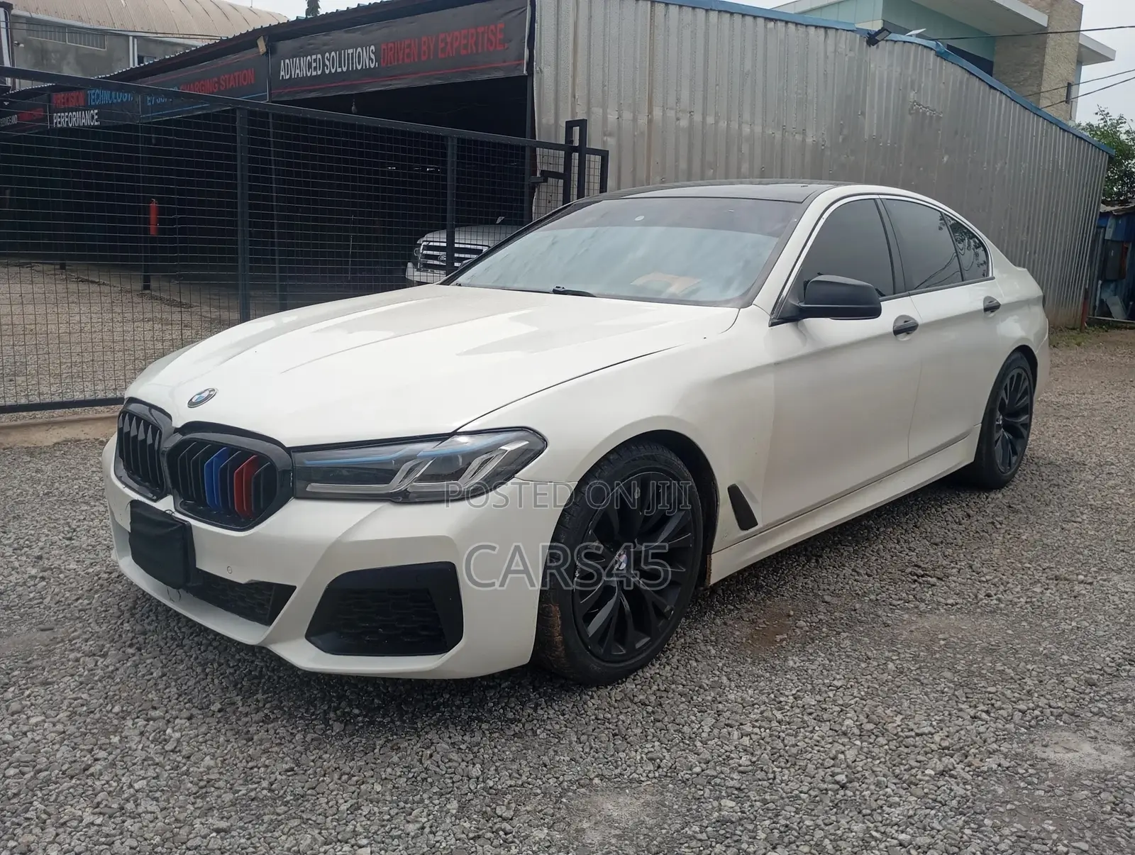 BMW 528i 2011 White