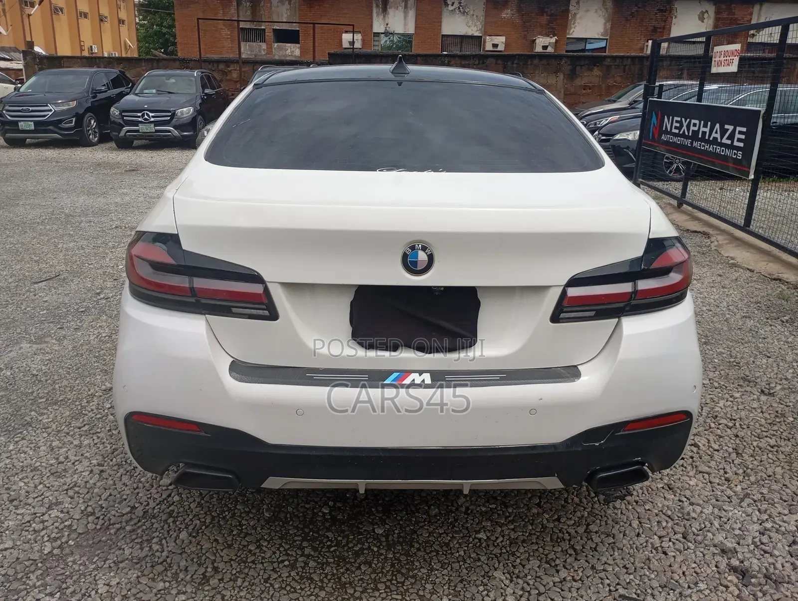 BMW 528i 2011 White