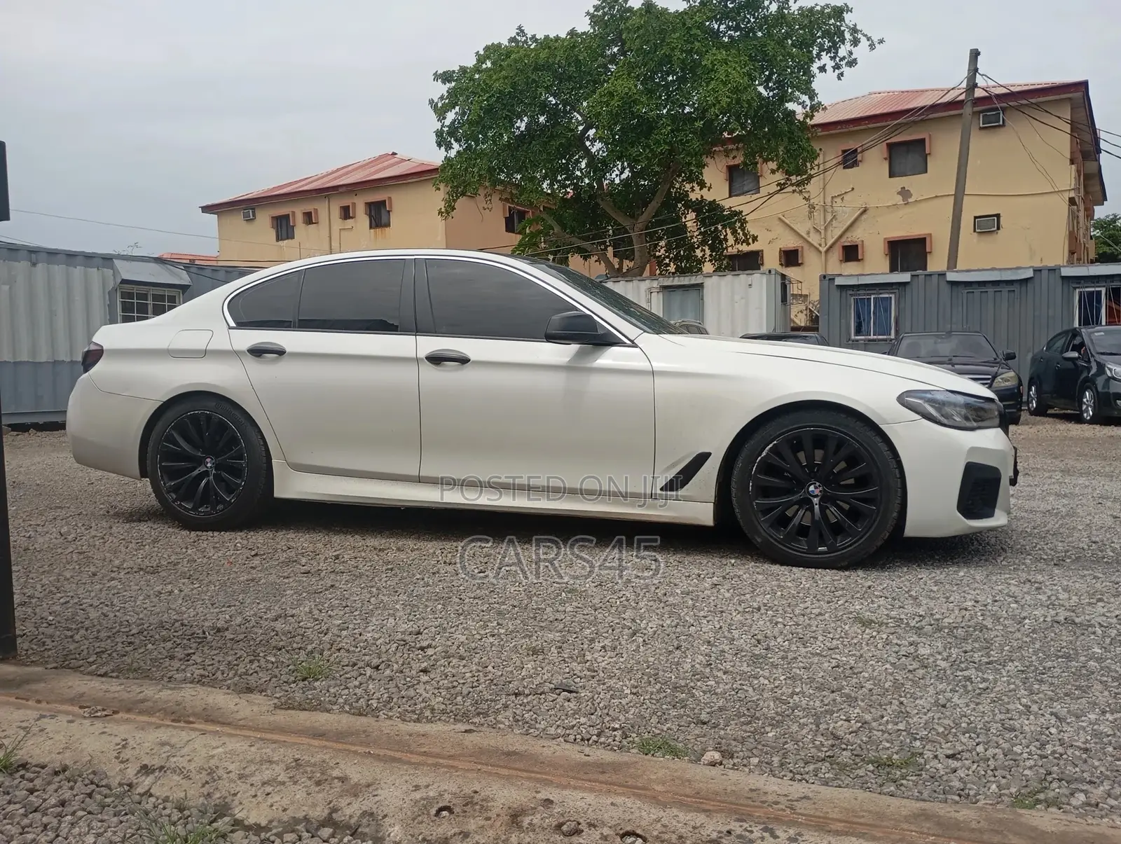 BMW 528i 2011 White
