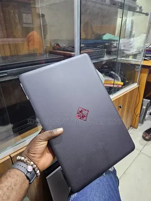 Laptop HP Omen 15-dh002nr 16GB Intel Core i7 HDD+SSD 1T