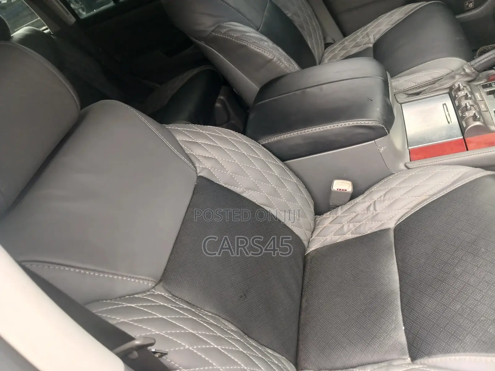 Lexus LX 2008 Silver