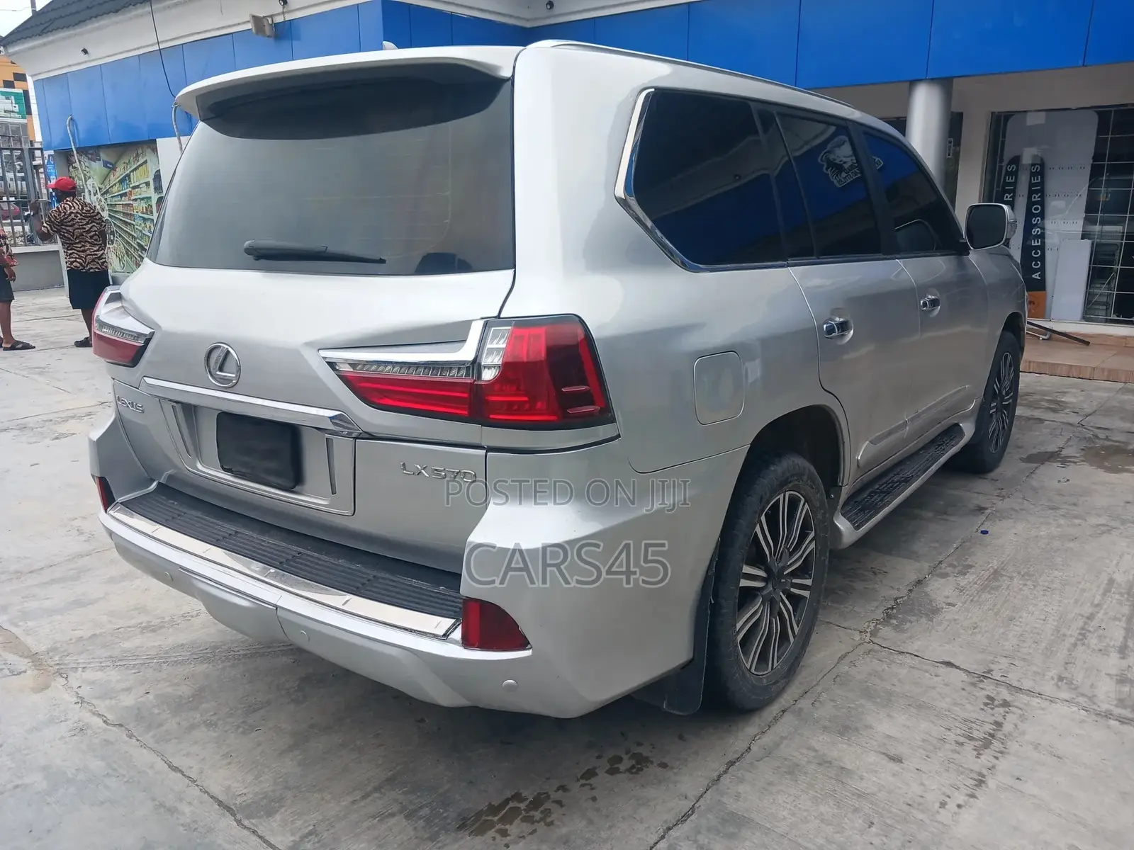 Lexus LX 2008 Silver