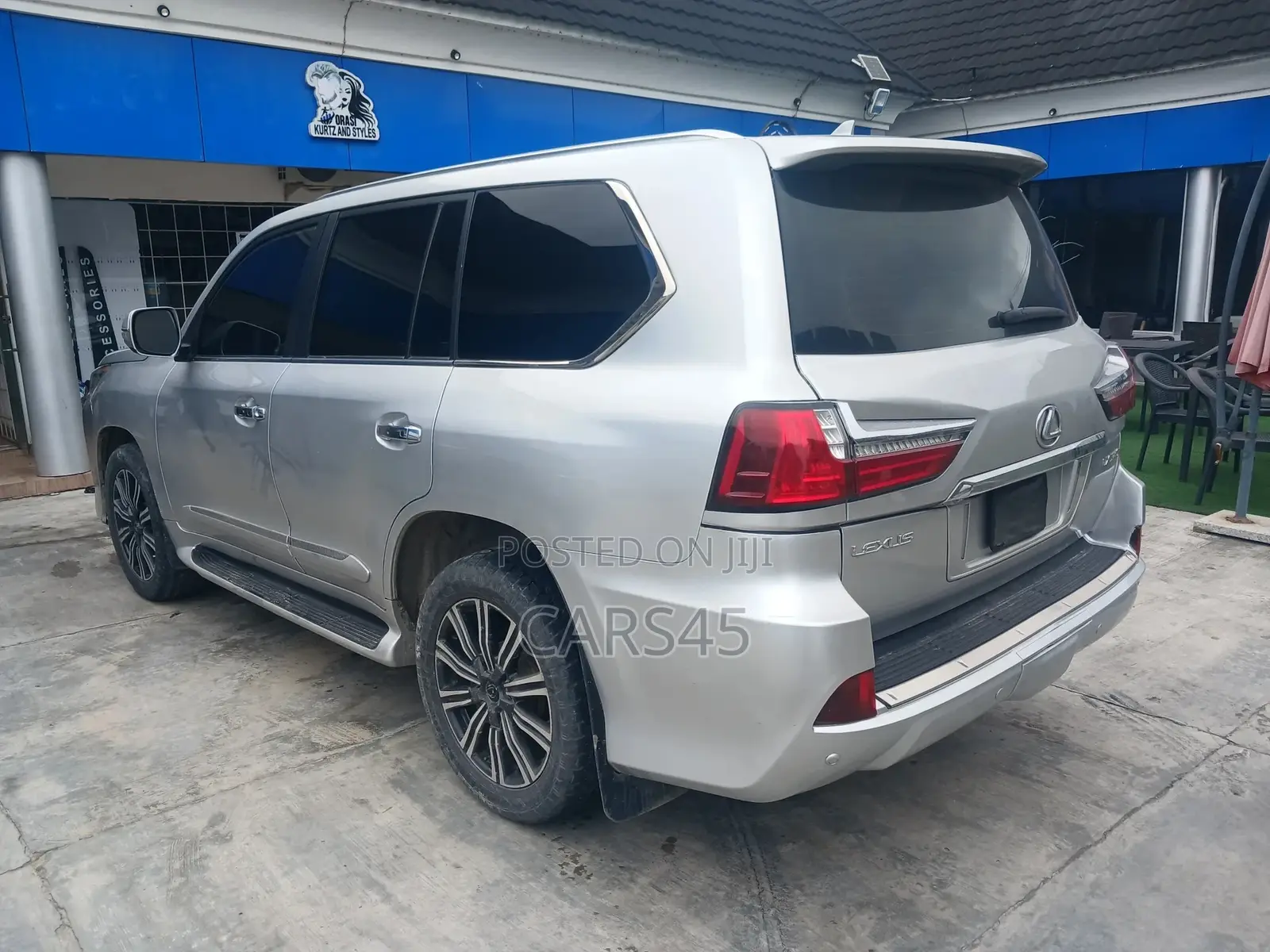 Lexus LX 2008 Silver