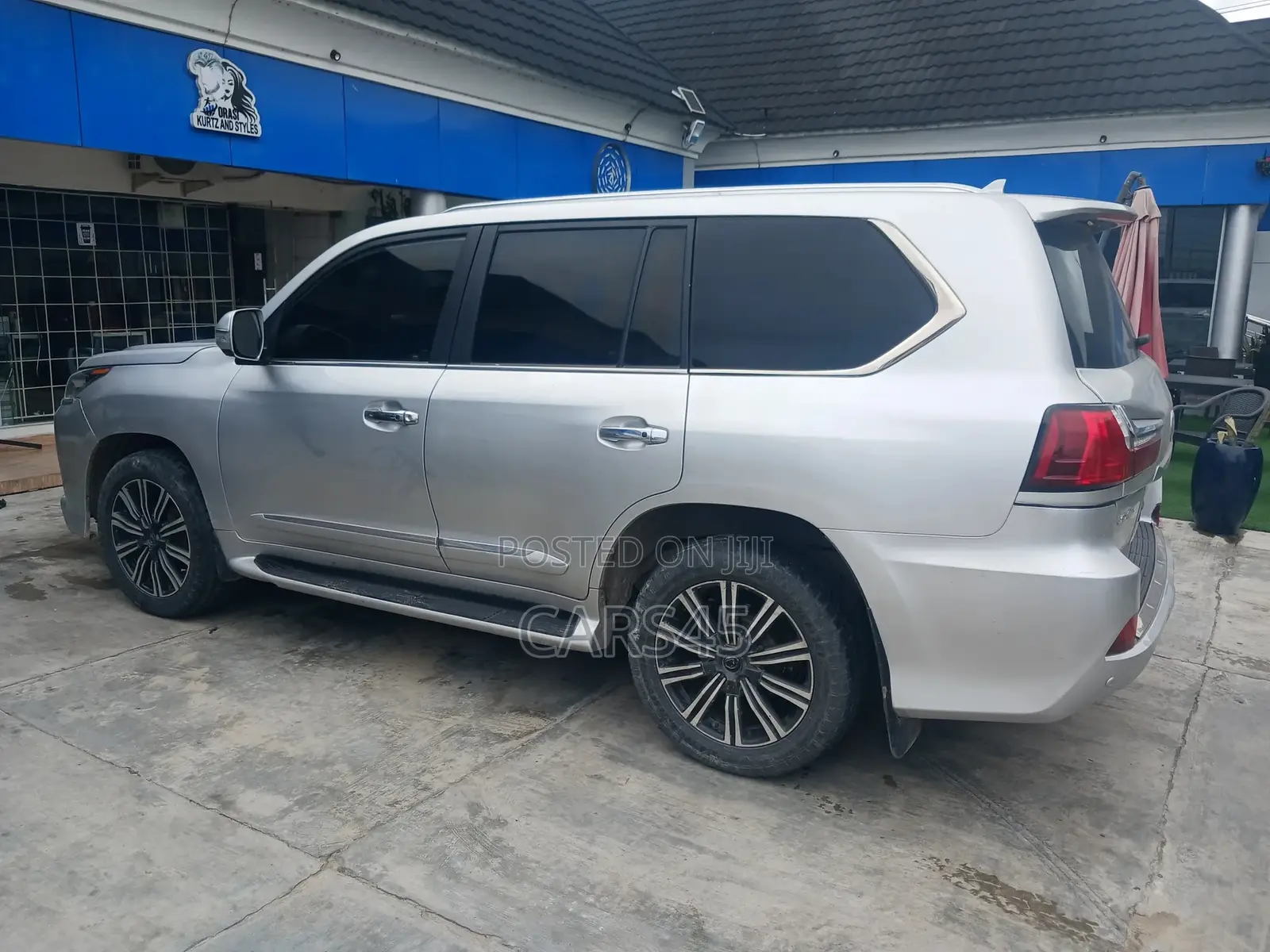 Lexus LX 2008 Silver