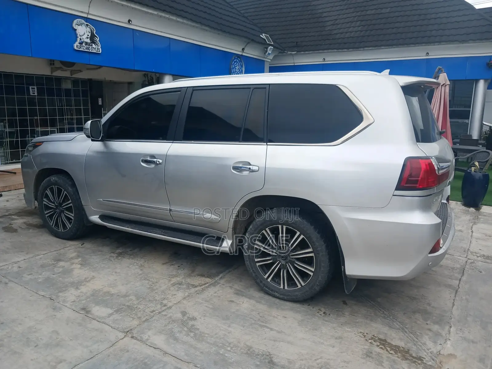 Lexus LX 2008 Silver