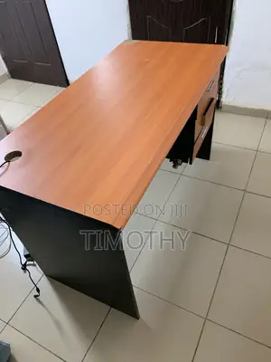 Office Table 4X2 Ft