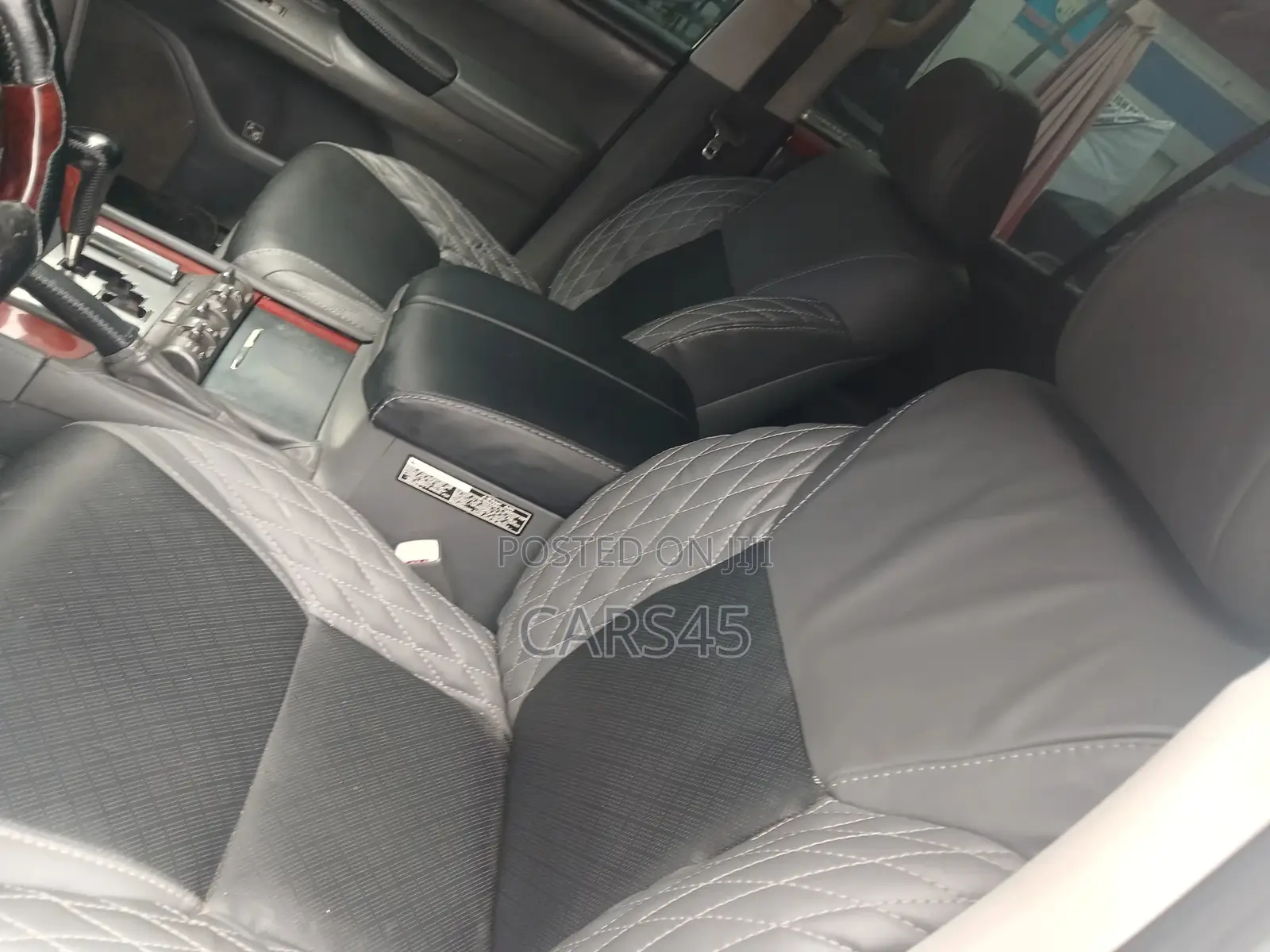 Lexus LX 2008 Silver