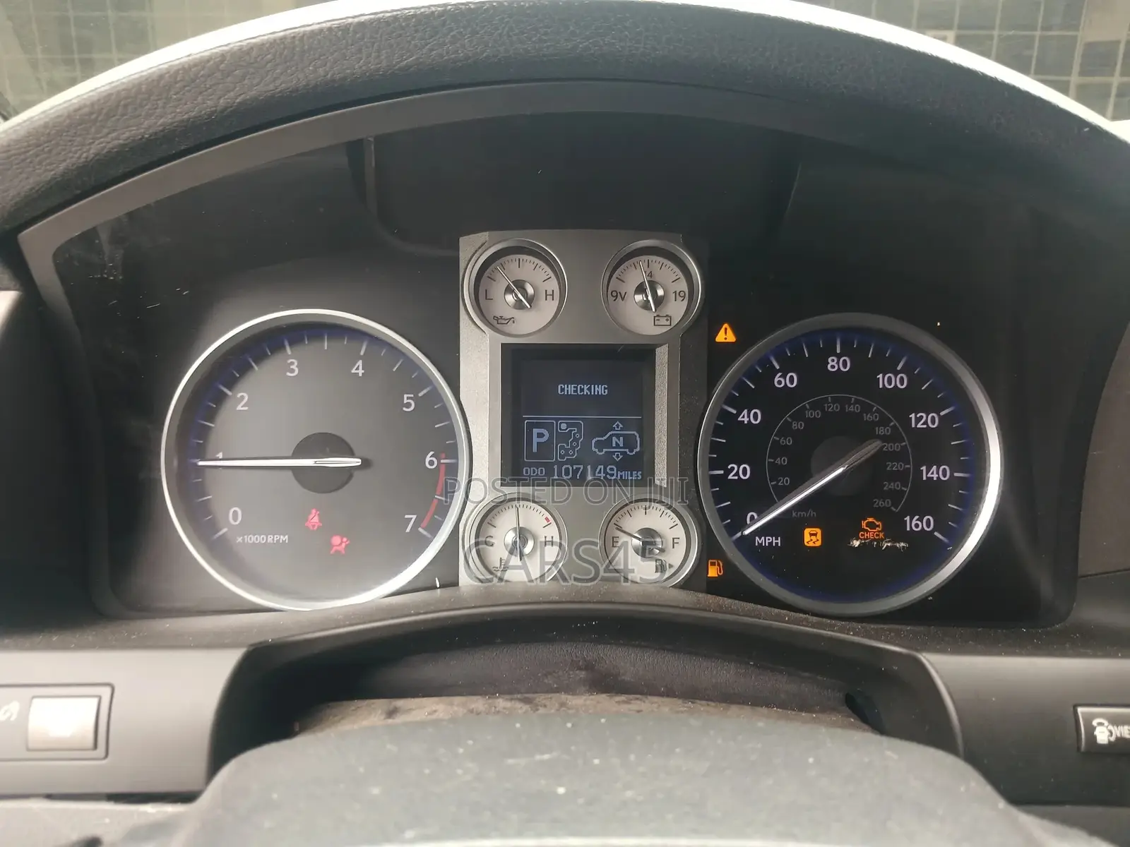 Lexus LX 2008 Silver