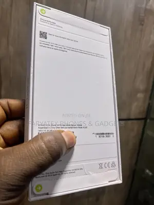 New Apple iPhone 16 Pro Max 256 GB White