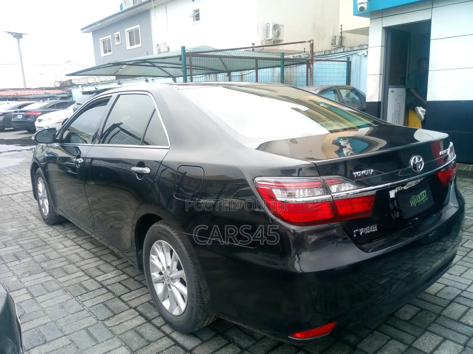 Toyota Camry 2017 Black