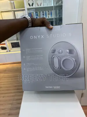 HK Onyx Studio 9