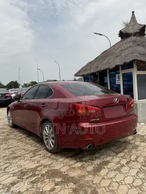 Lexus IS 250 2009 Red