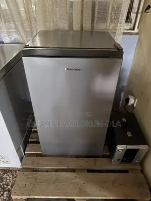 Hisense 093DR 90L Refrigerator for Sale (N160,000)