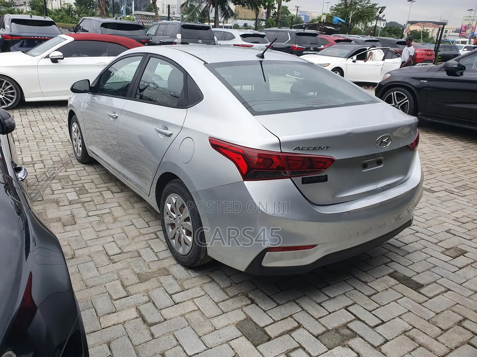 Hyundai Accent 2019 Silver
