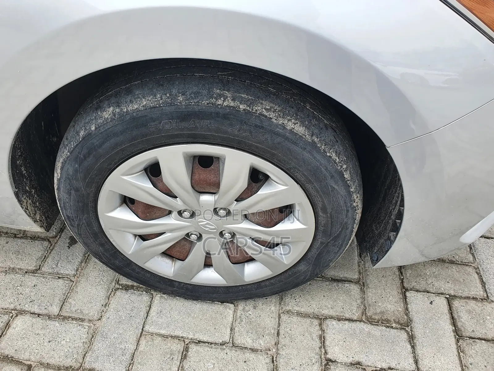 Hyundai Accent 2019 Silver